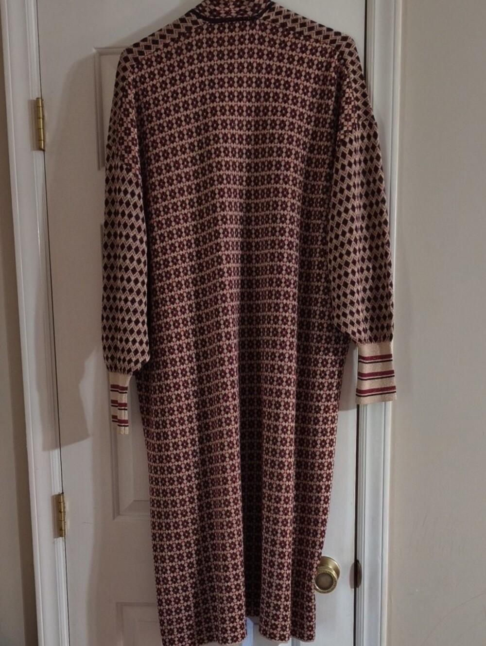 Zara Knit Cream and Burgundy Patterned Sweater - Picture 3 of 9